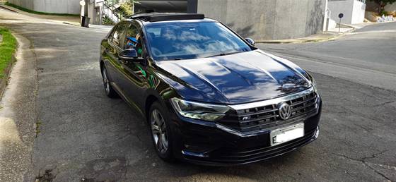 VOLKSWAGEN JETTA 1.4 250 TSI TOTAL FLEX R-LINE TIPTRONIC